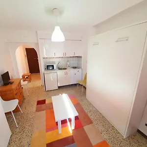 Estudio Karina Beach-4 Appartement Empuriabrava